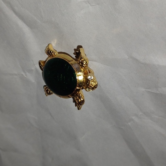 Gold Tone Turtle 🐢 Brooch Pin, vintage Avon - Picture 3 of 4